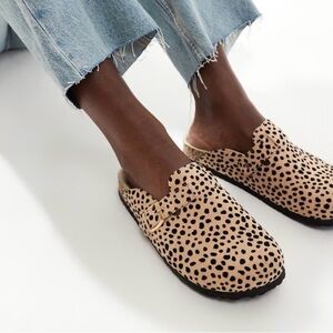 Leopard Print Women's Clogs Size 9